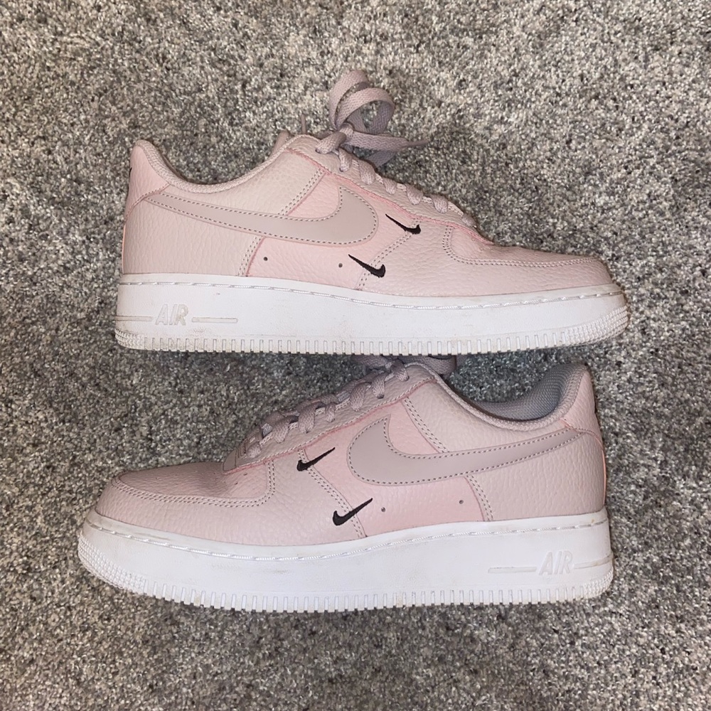 Nike Air Force 1 Violet Platinum